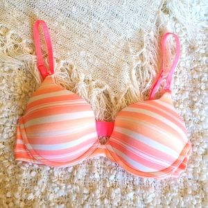 Victoria's Secret Push up Bra Size 34C